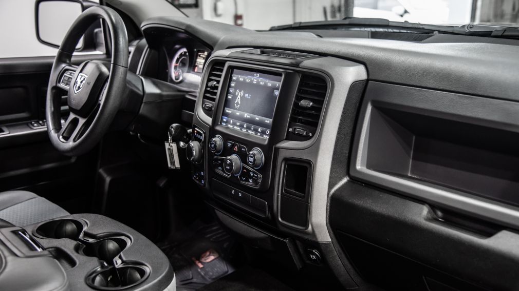 2019 Ram 1500 **BLUETOOTH**A/C**MAGS**8 CYL** #24