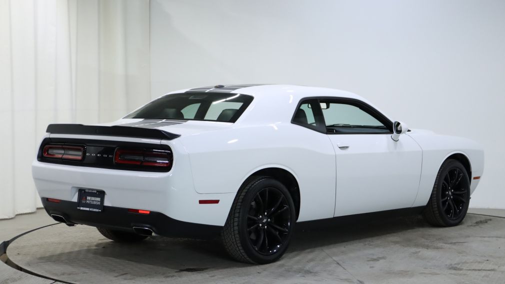 2017 Dodge Challenger SXT Plus #4