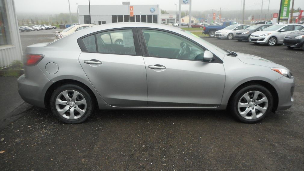 2013 Mazda 3 GX #8