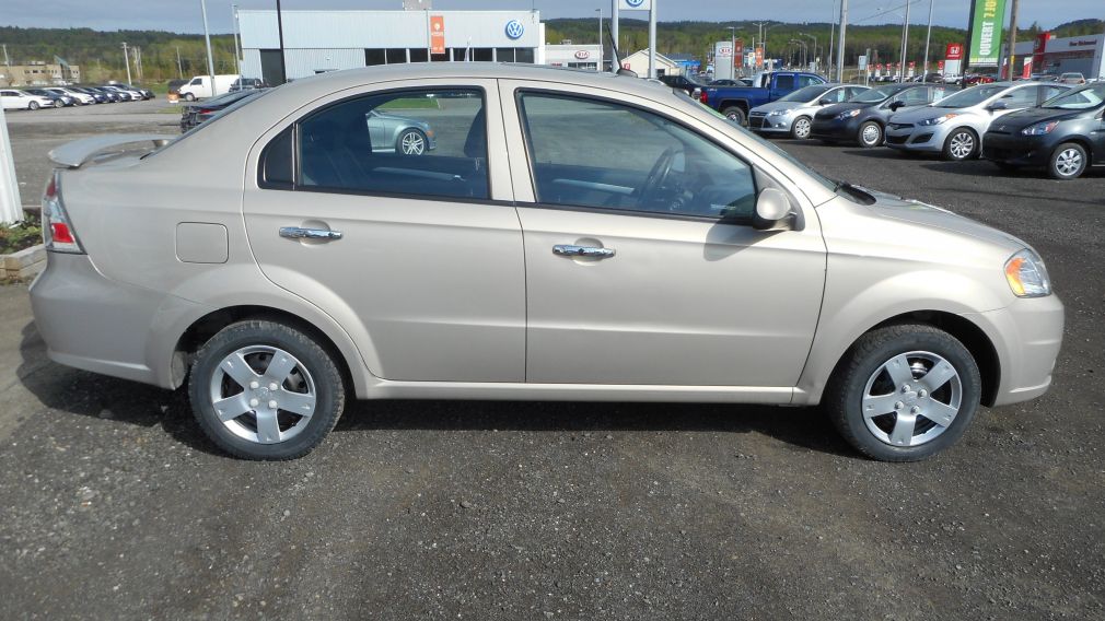 2011 Chevrolet Aveo LT #8