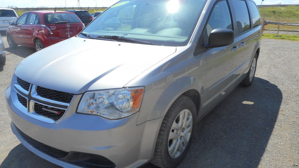 2016 Dodge GR Caravan SXT #4