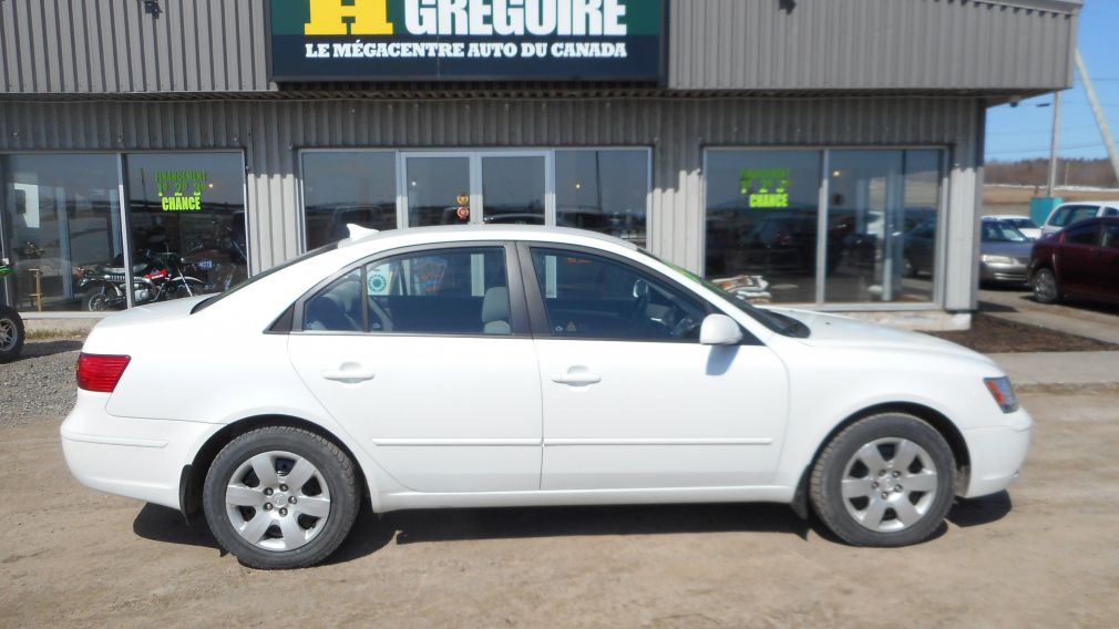 2010 Hyundai Sonata GL #7