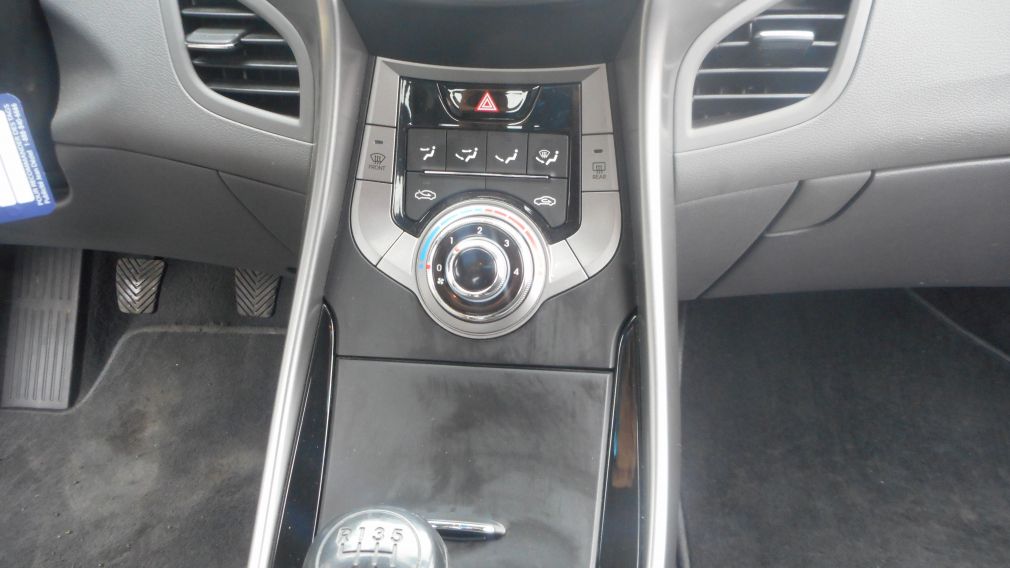 2013 Hyundai Elantra L #18