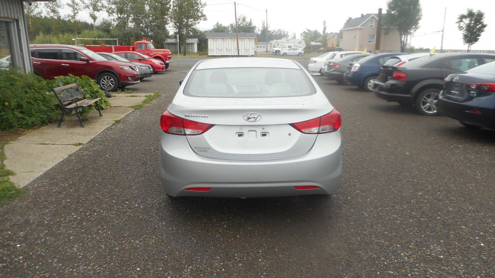 2013 Hyundai Elantra L #7