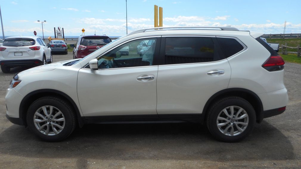 2017 Nissan Rogue SV #4