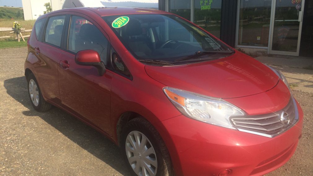 2014 Nissan Versa Note SV #0