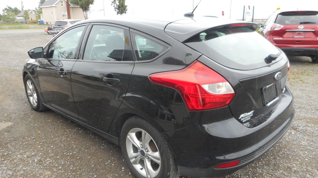 2014 Ford Focus SE #4