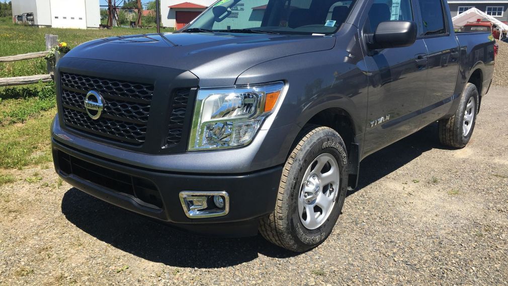 2017 Nissan Titan S #14