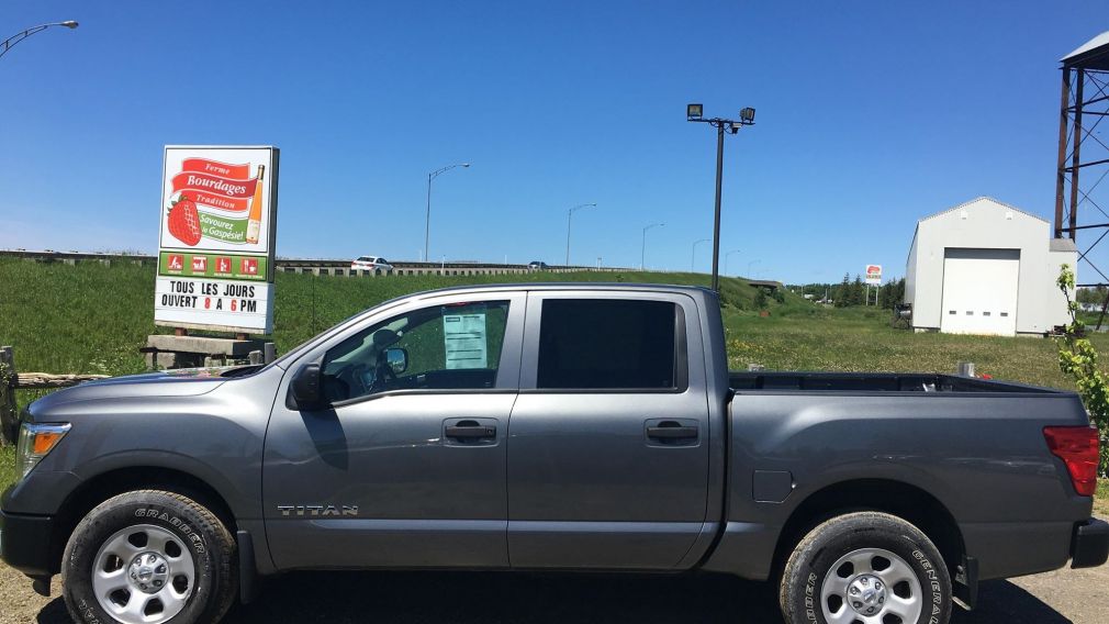 2017 Nissan Titan S #15