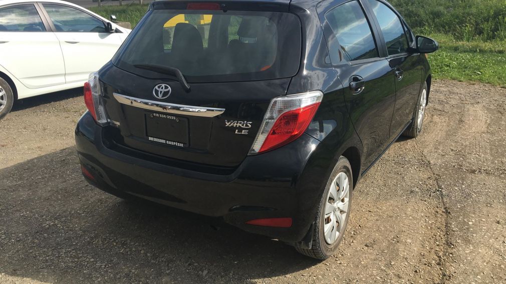 2014 Toyota Yaris LE #18