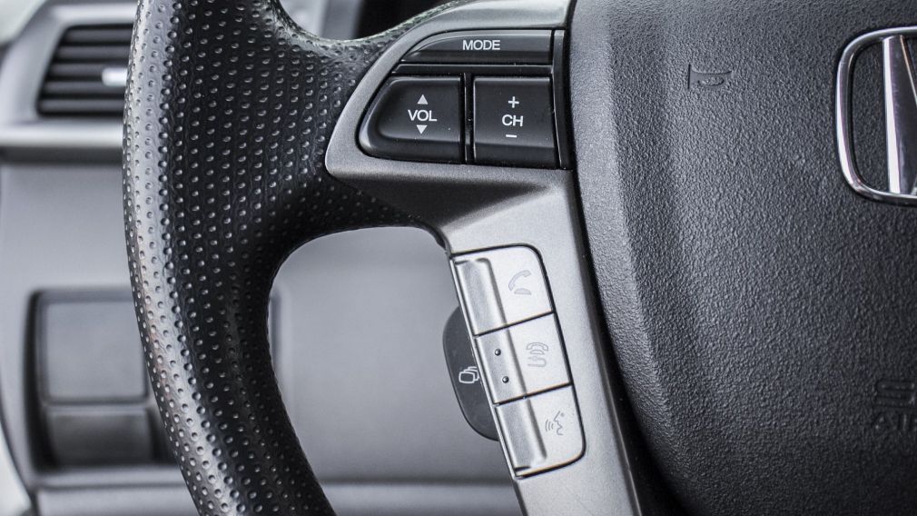 2016 Honda Odyssey SE AUTO A/C GR ELECT MAGS #10