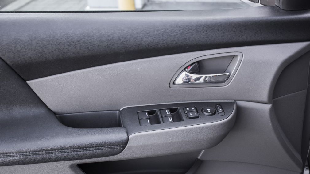 2016 Honda Odyssey SE AUTO A/C GR ELECT MAGS #25