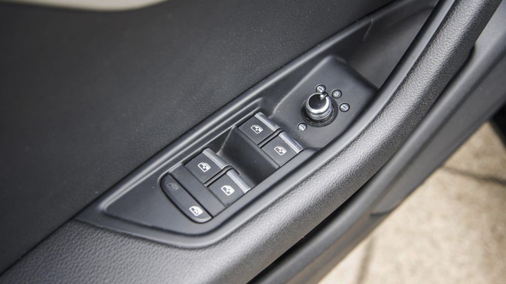 2018 Audi A4 Komfort AWD, CUIR, TOIT, BAS KM, AUBAINE!!! #27