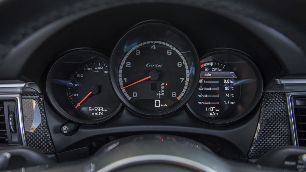 2017 Porsche Macan Turbo AWD, 440HP, TOIT, GPS, CUIR, RARE, AUBAINE ! #15