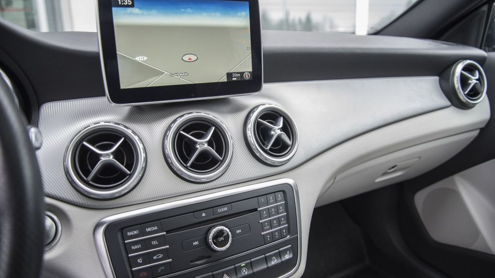 2016 Mercedes Benz GLA250 AWD, TOIT PANO, GPS, CUIR, BAS KM, AUBAINE !!! #15