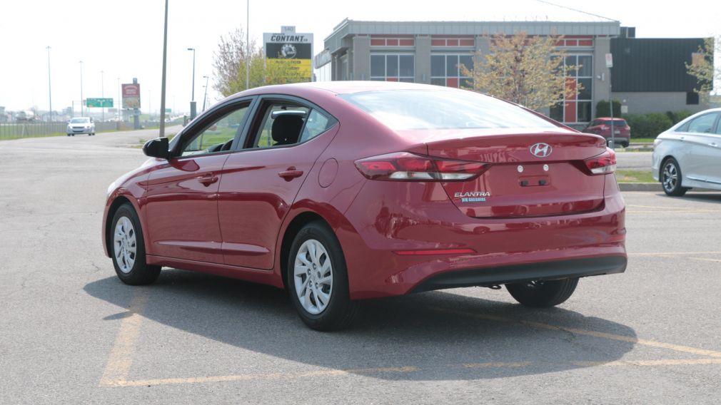 2017 Hyundai Elantra LE #5