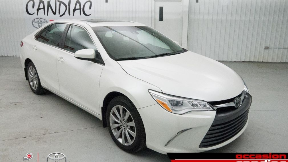 2016 Toyota Camry XLE | V6 // MAGS // CUIR // NAVI // TOIT #0