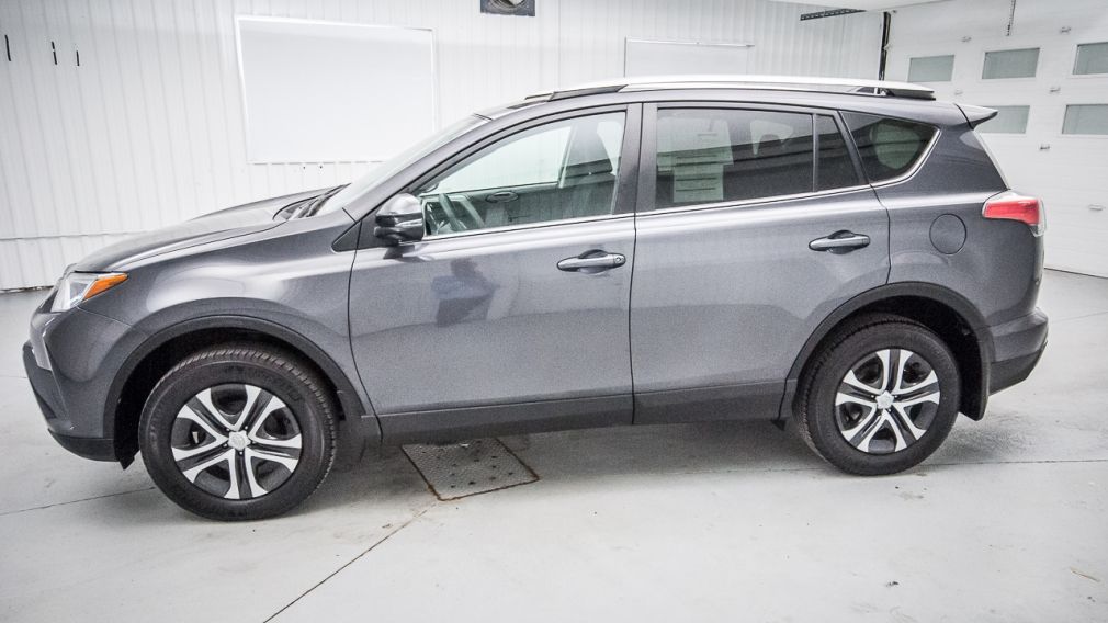 2016 Toyota Rav 4 LE | FWD // BLUETOOTH // A/C #3