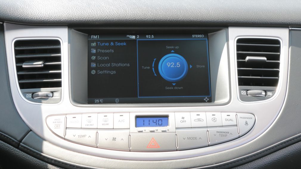 2012 Hyundai Genesis w/Technology Pkg A/C CUIR TOIT NAV CAMERA BLUETOOT #9
