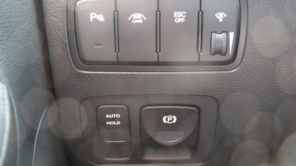 2012 Hyundai Genesis w/Technology Pkg A/C CUIR TOIT NAV CAMERA BLUETOOT #19