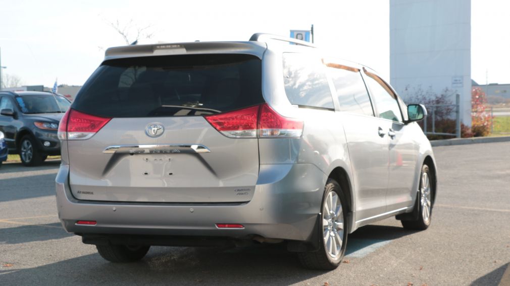 2011 Toyota Sienna Limited #38