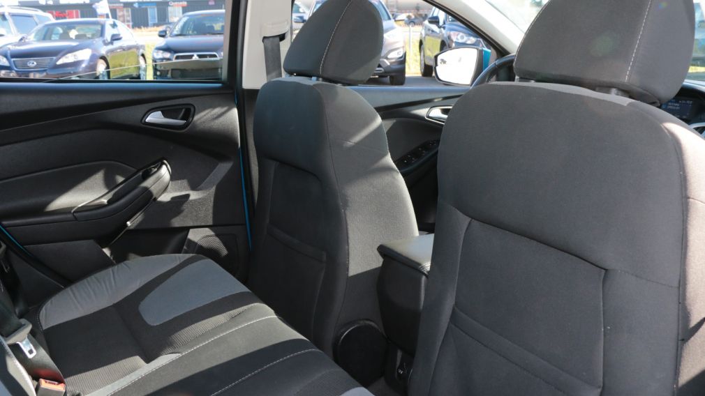 2014 Ford Focus SE A/C GR ELECT BLUETOOTH MAGS #22