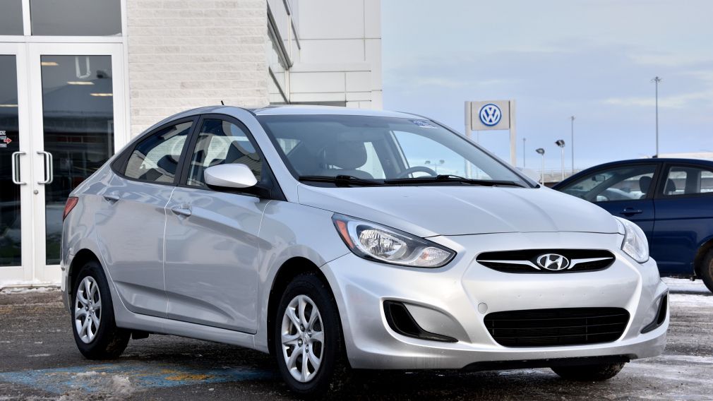 2013 Hyundai Accent L #0