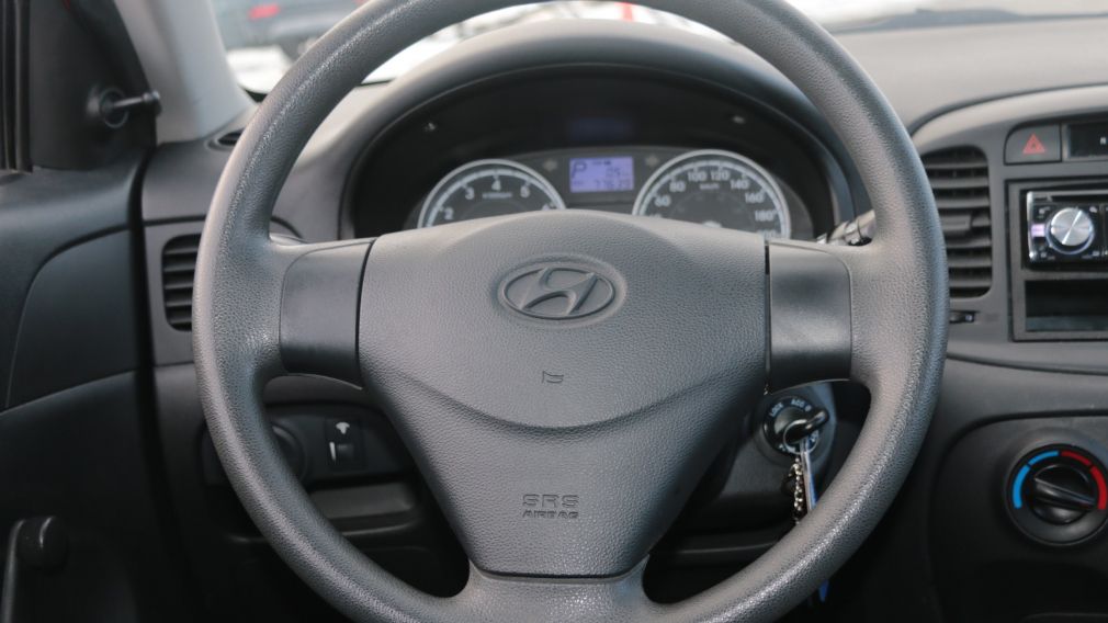 2010 Hyundai Accent L AUTO #3