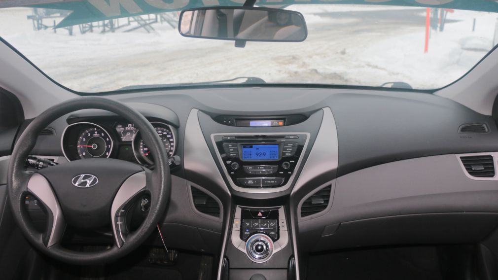 2013 Hyundai Elantra L AUTO BAS KILO MP3/AUX/CD #2