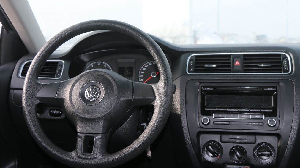 2014 Volkswagen Jetta Trendline+ A/C MP3/AUX BAS*KMS Fiable #4