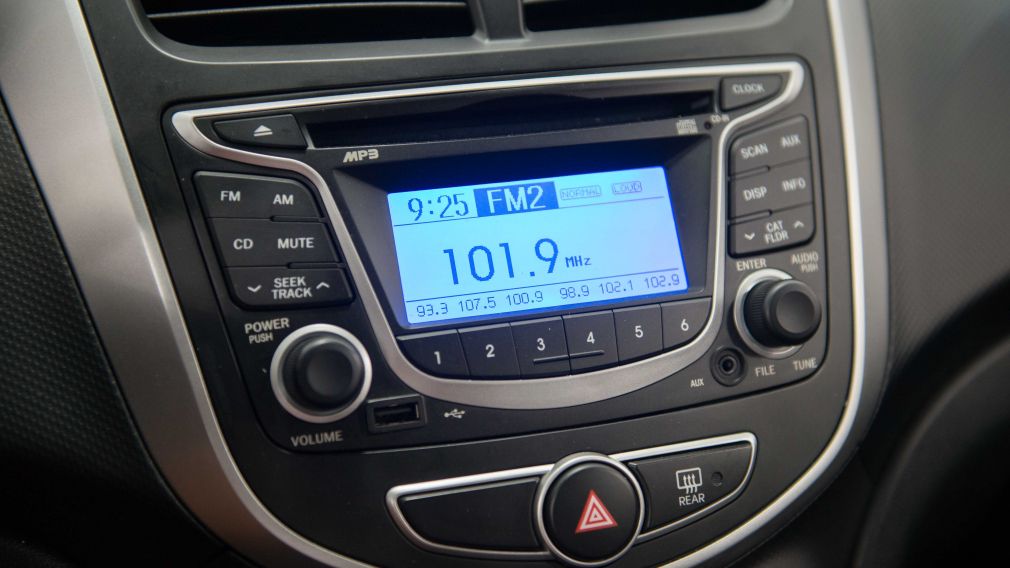 2013 Hyundai Accent L MAN MP3/AUX #16