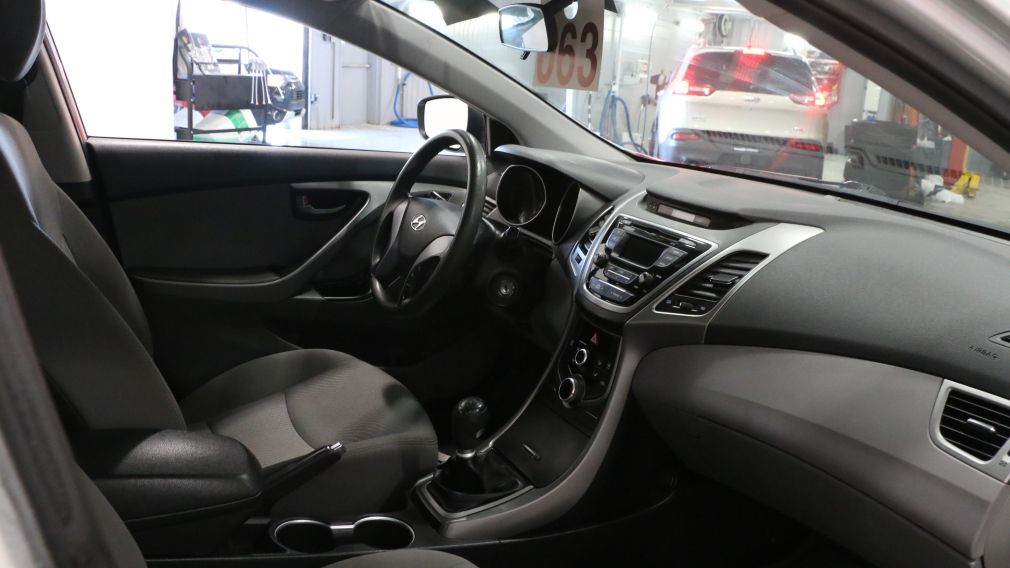 2015 Hyundai Elantra MANUEL, vitre electrique, aux, mirroir chauffant #25