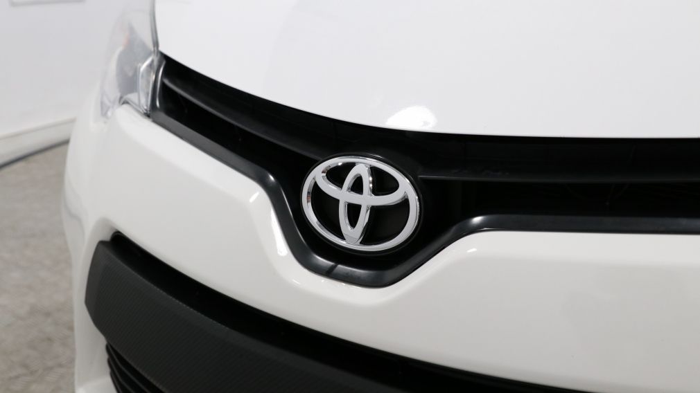 2014 Toyota Corolla LE #26