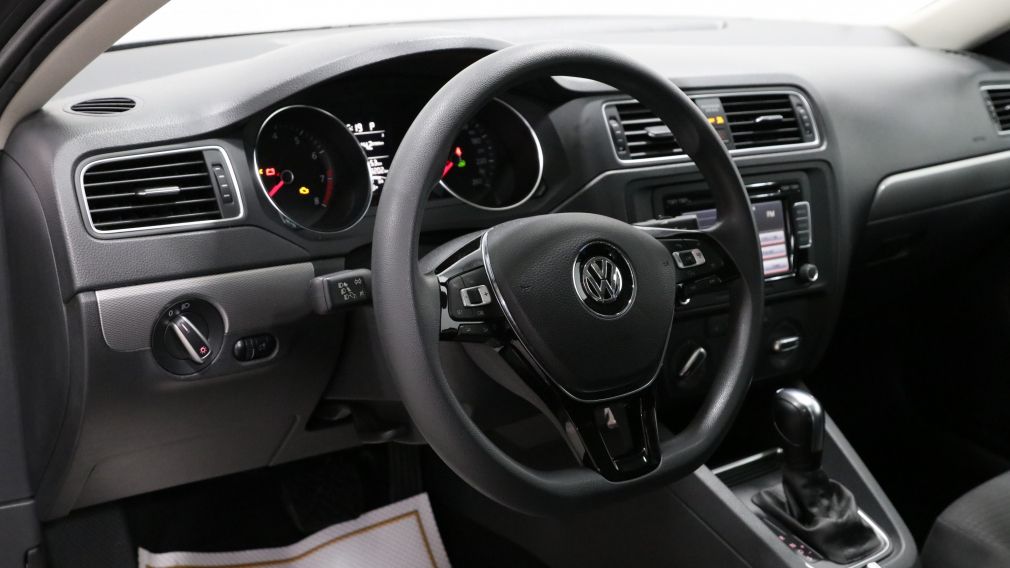2015 Volkswagen Jetta Trendline+ #12