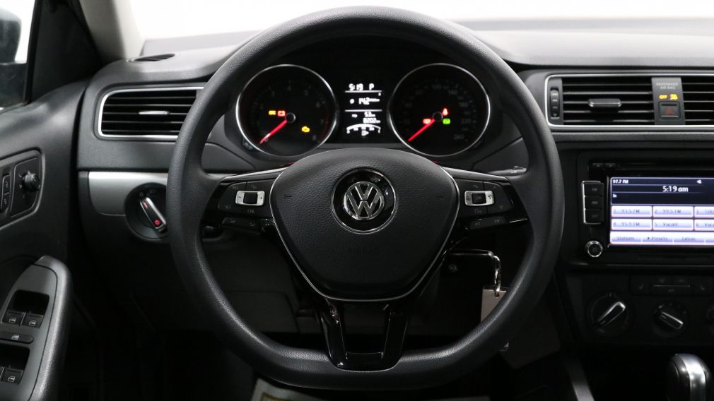 2015 Volkswagen Jetta Trendline+ #13