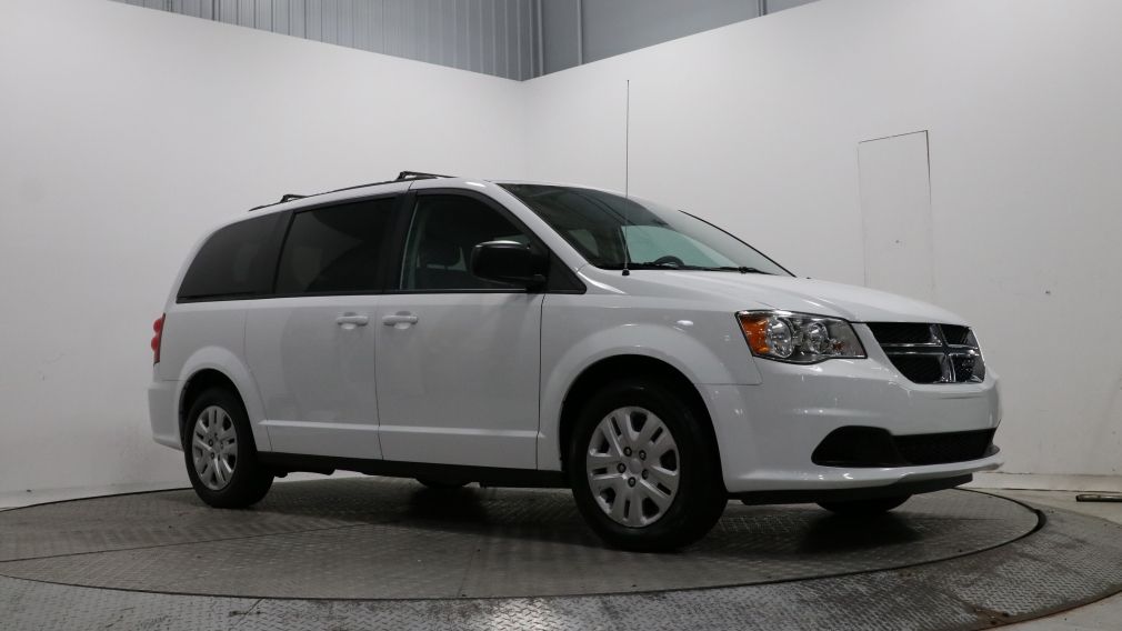 2018 Dodge GR Caravan SXT #0