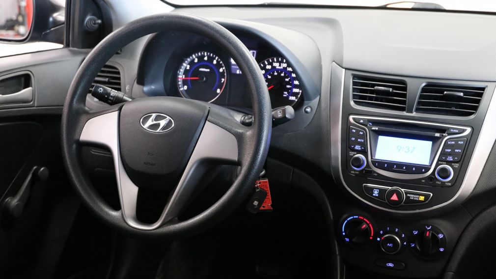 2015 Hyundai Accent LE #19