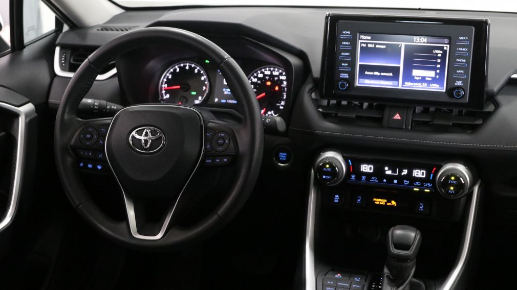 2020 Toyota Rav 4 XLE #28