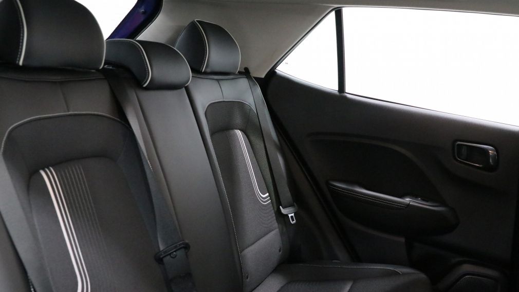 2020 Hyundai Venue Ultimate w/Black Interior #24