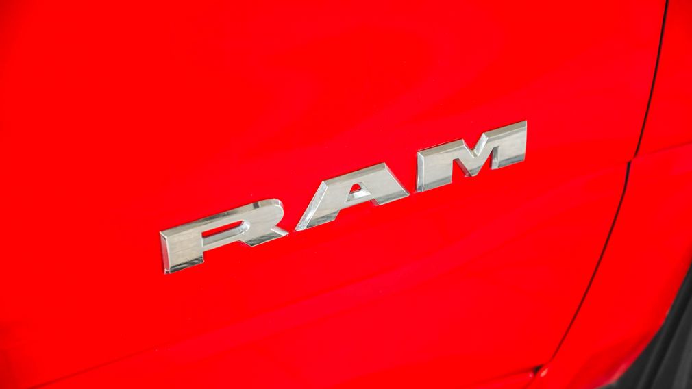 2019 Dodge Ram Tradesman 4x4 Quad Cab 6'4" Box ENSEMBLE SXT ET TO #11