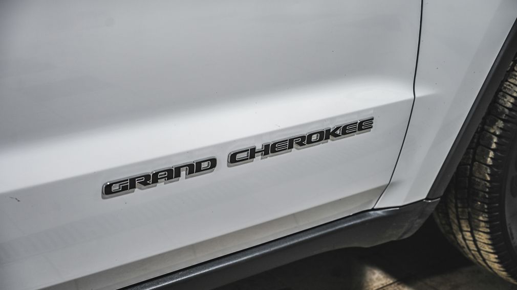 2021 Jeep Grand Cherokee Laredo 4X4 #10