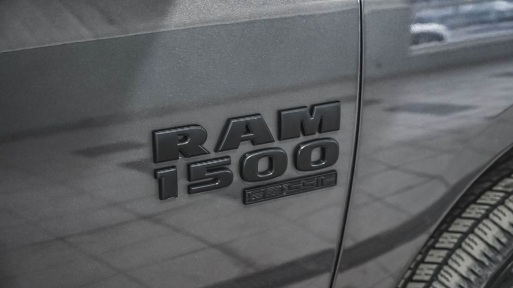 2021 Ram 1500 Express 4x4 Crew Cab 5'7" Box V6 NIGHT EDITION #11