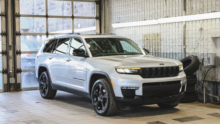 2023 Jeep Grand Cherokee L Limited 4X4 ENSEMBLE ALLURE NOIR TOIT PANO ECRAN I                à Laval                