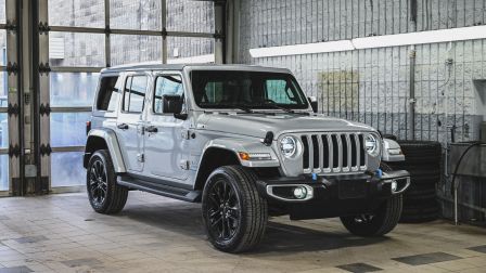 2023 Jeep Wrangler 4XE Sahara 4X4 CUIR  GROUPE TEMPS FROID COMME NEUF                in Lévis                