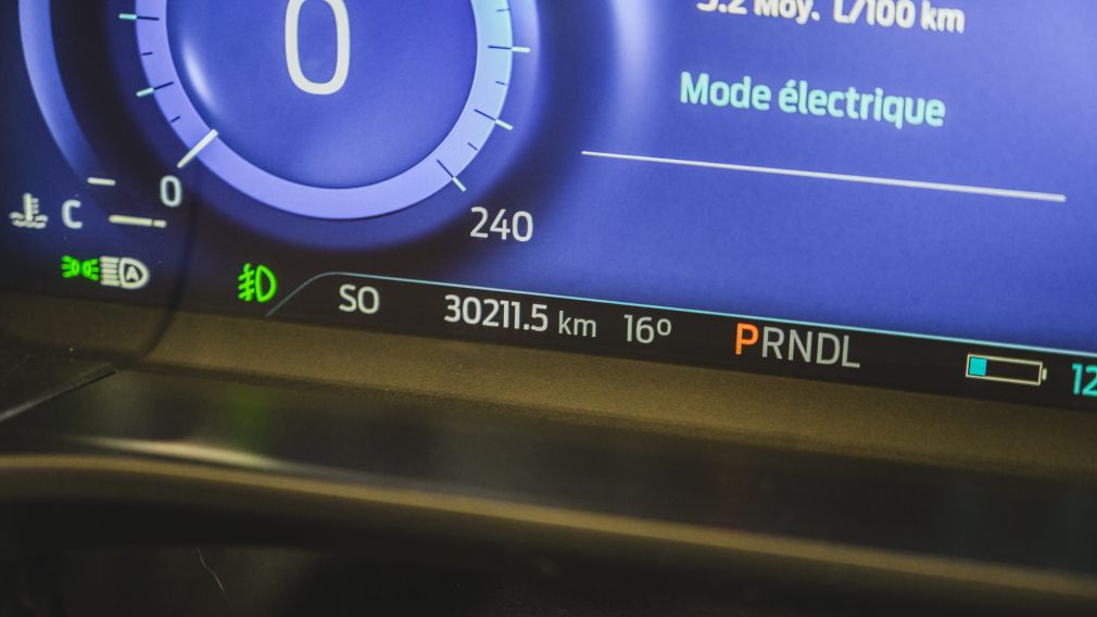 2022 Ford Escape Titanium Plug-In Hybrid FWD cuir navigation #19
