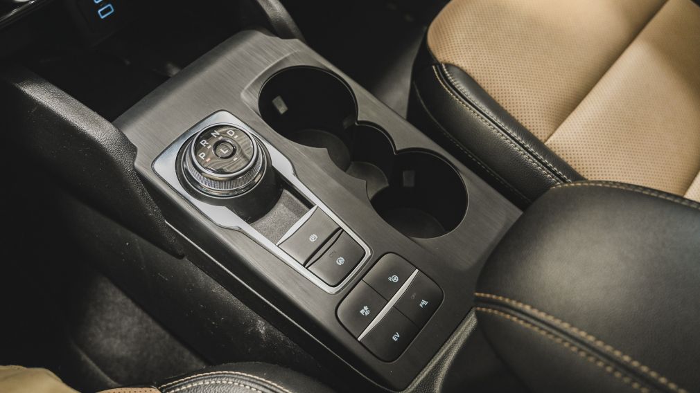 2022 Ford Escape Titanium Plug-In Hybrid FWD cuir navigation #25