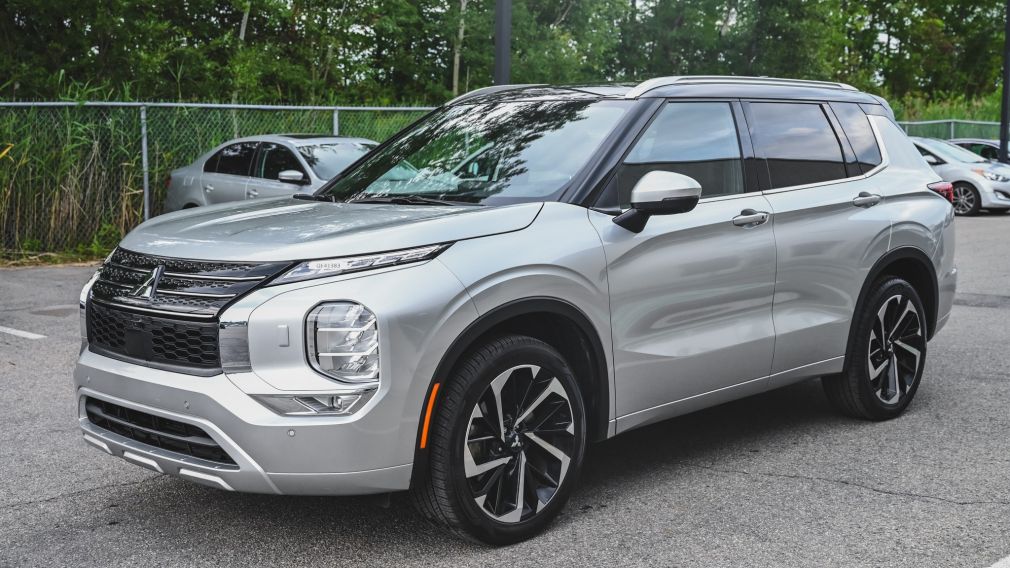 2024 Mitsubishi Outlander — photo 3