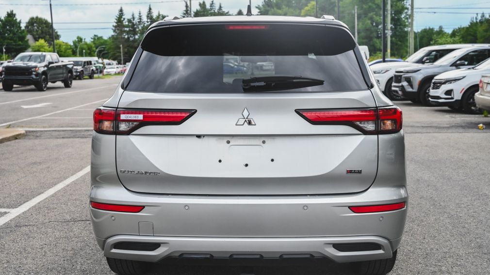 2024 Mitsubishi Outlander — photo 6