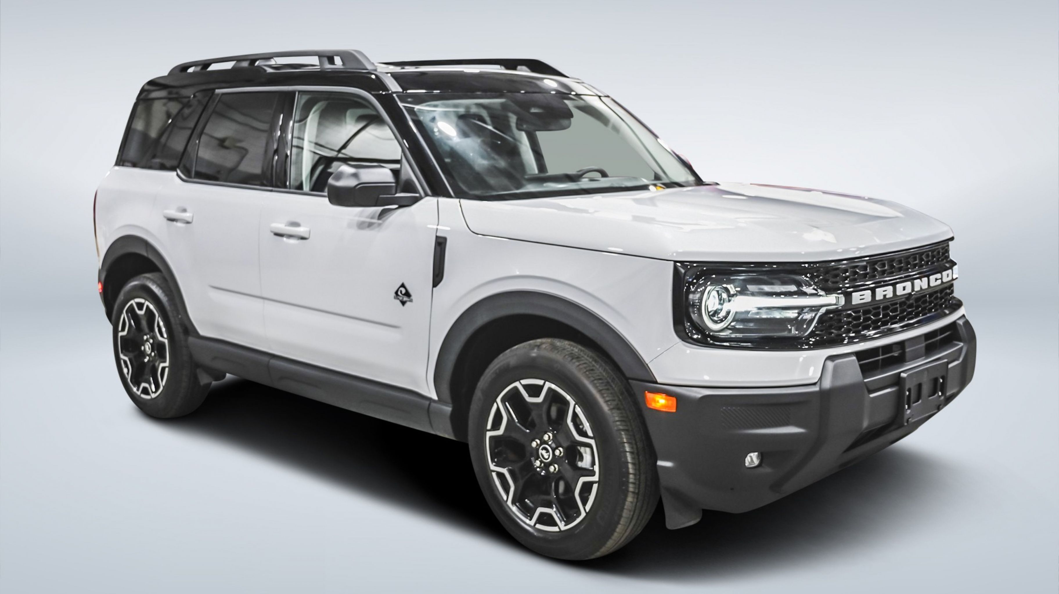 2025 Ford Bronco — Monbili