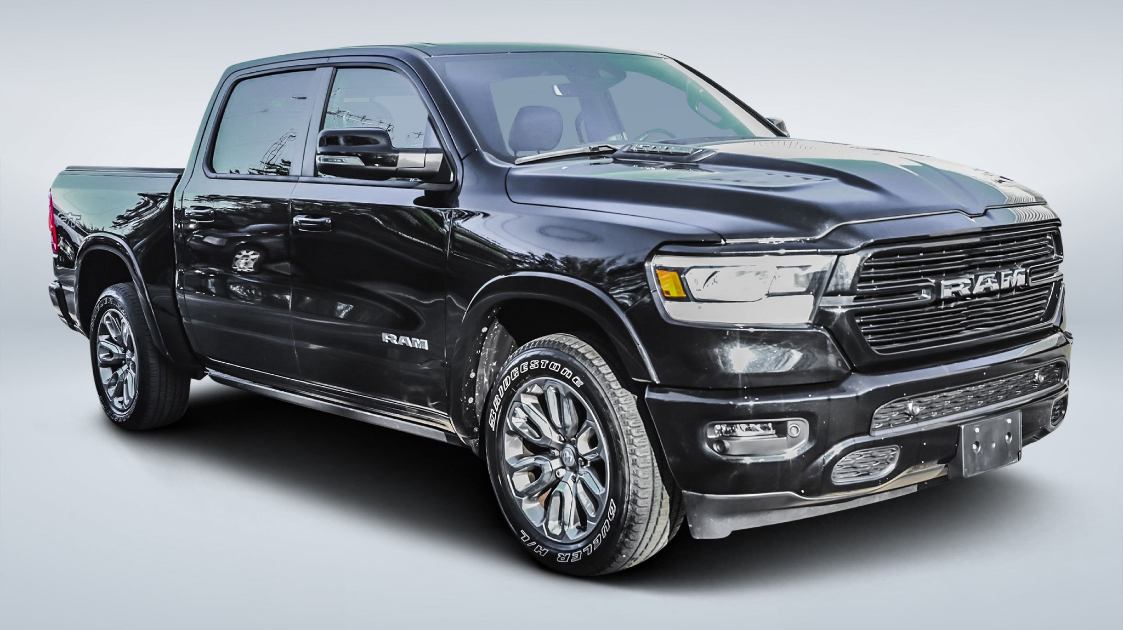 2022 Dodge Ram (Toit ouvrant) — Monbili